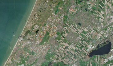 Sentinel-2 image of Lisse-Keukenhof 30 April 2023 clean